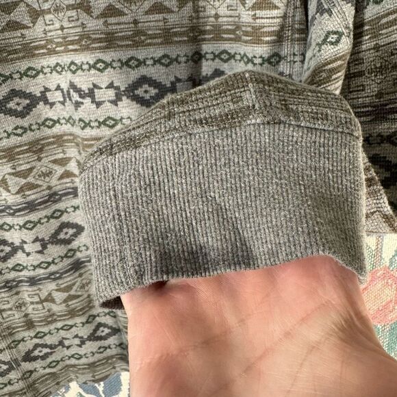 Eddie Bauer Men's Knit Aztec Pullover Sweater Gray Size Large - Picture 6 of 9